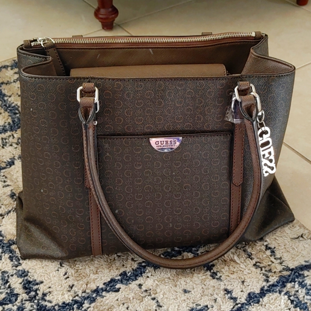 Guess purse